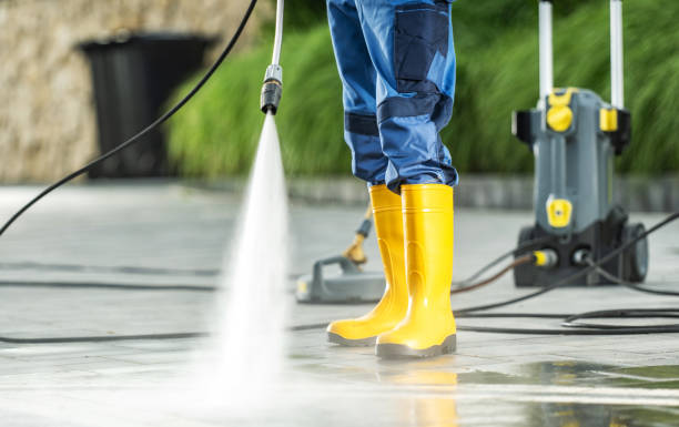 Best Commercial Building Pressure Washing  in Redmond, OR
